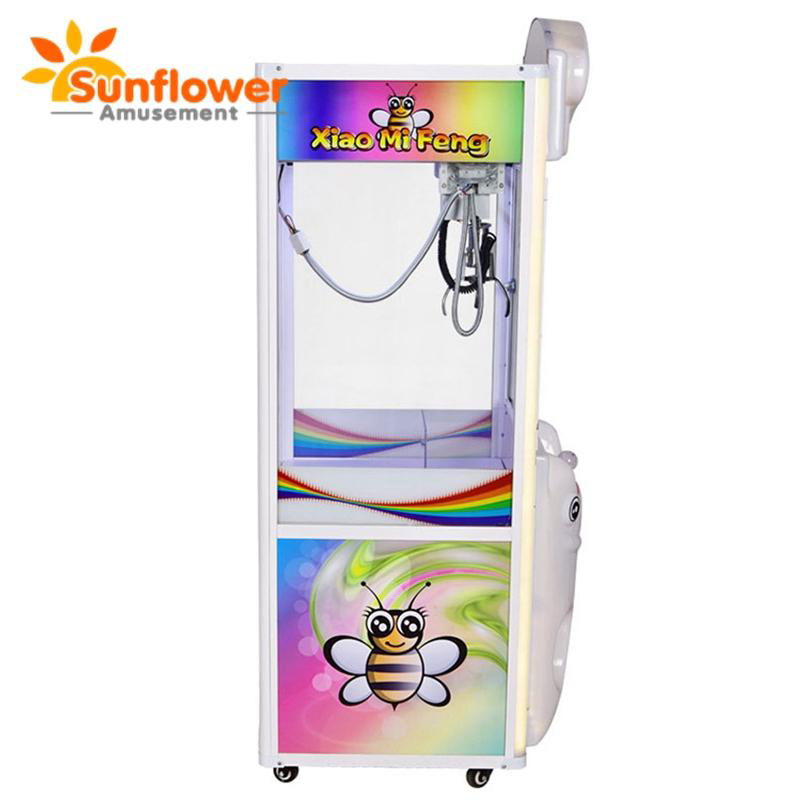 Mini Toy Vending Game Machine Children Coin Operated Crane Claw Games 3