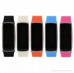 OLED Bluetooth V4.0 SmartBand Intelligent Bracelet Watch Call Message Reminder 