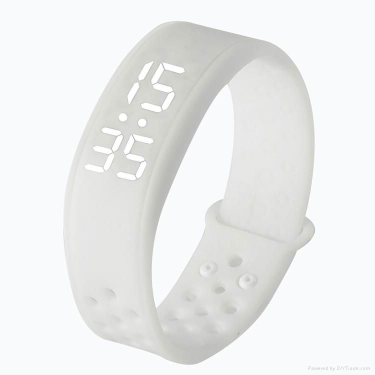 Wholesale Newest Sport smart wristband Pedometer 3