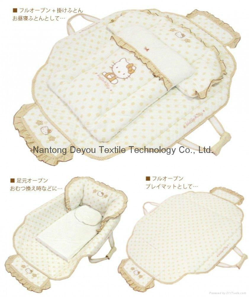 Hello Kitty Baby Portable Foldable Bed Sleeping Nap Bag Beige  3