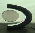 Rotating Triangular Prism Picture Frame Floating Photo Frame Magnetic Levitation 3
