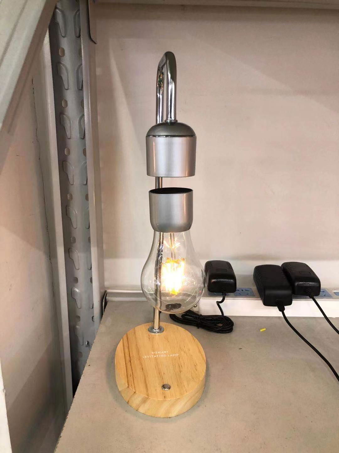 360 spinning magnetic levitation floating rotating night light lamp bulb  4