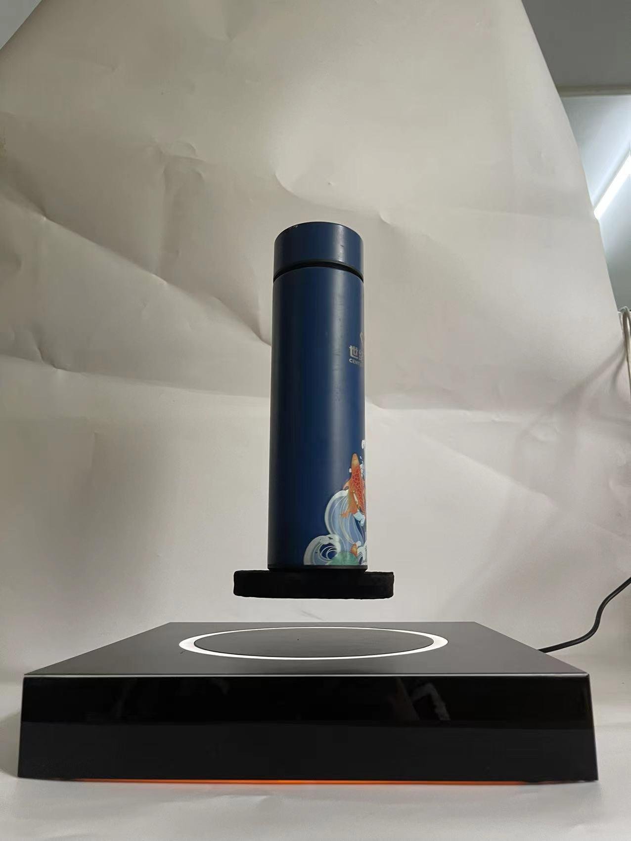 hotsale 4 led light magnetic levitatin floating 2kg display stand for advertise 4