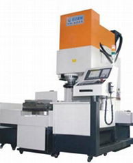 Exchange-pallet vertical CNC milling machine