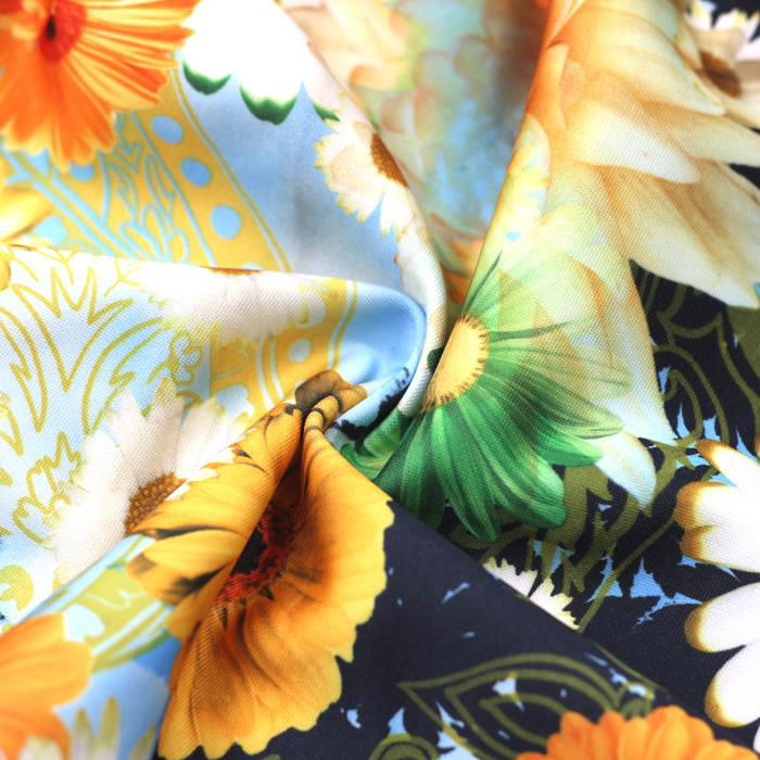 China alibaba Digital printed bright in color stretch beautiful printing fabric
