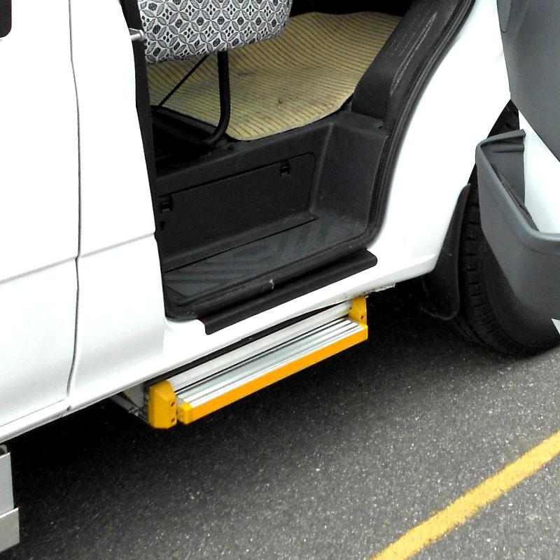 信德泰克房車用電動伸縮踏步輔助上車腳踏板 5