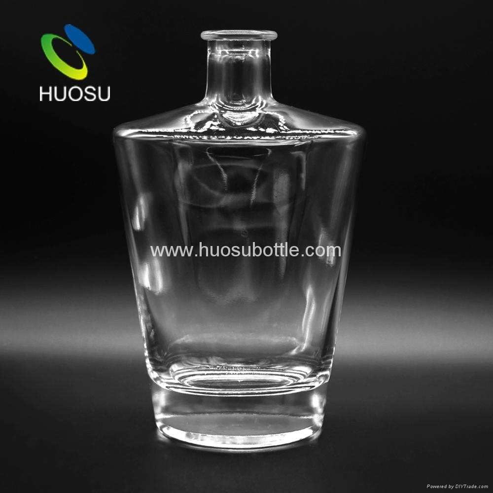 wholesale 750 ml flat transparent glass vodka bottle 4
