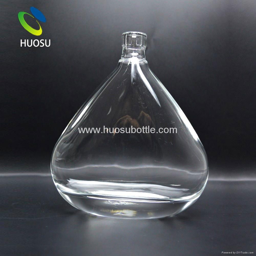 wholesale 750 ml flat transparent glass vodka bottle 5