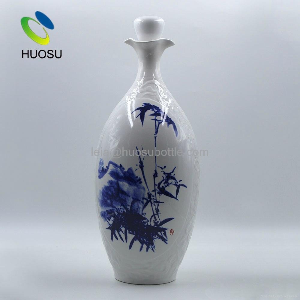 Custom wholesale ceramic porcelain bottle 4