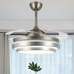 Retractable blade ceiling fan