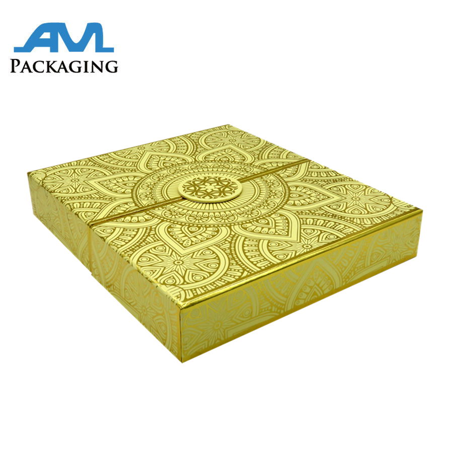 Gold Foil Candy Treat Countdown Gift Box Magnet Closure 30 Cells