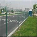 highway fence 2