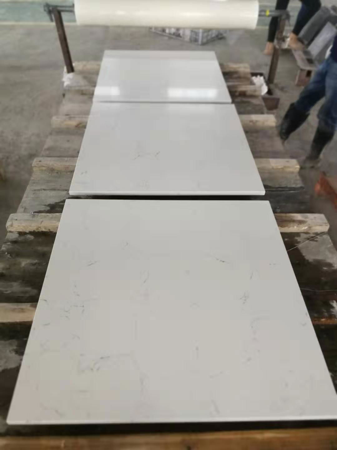 Foshan Artificial/ Engineered Quartz Stone Countertop 3