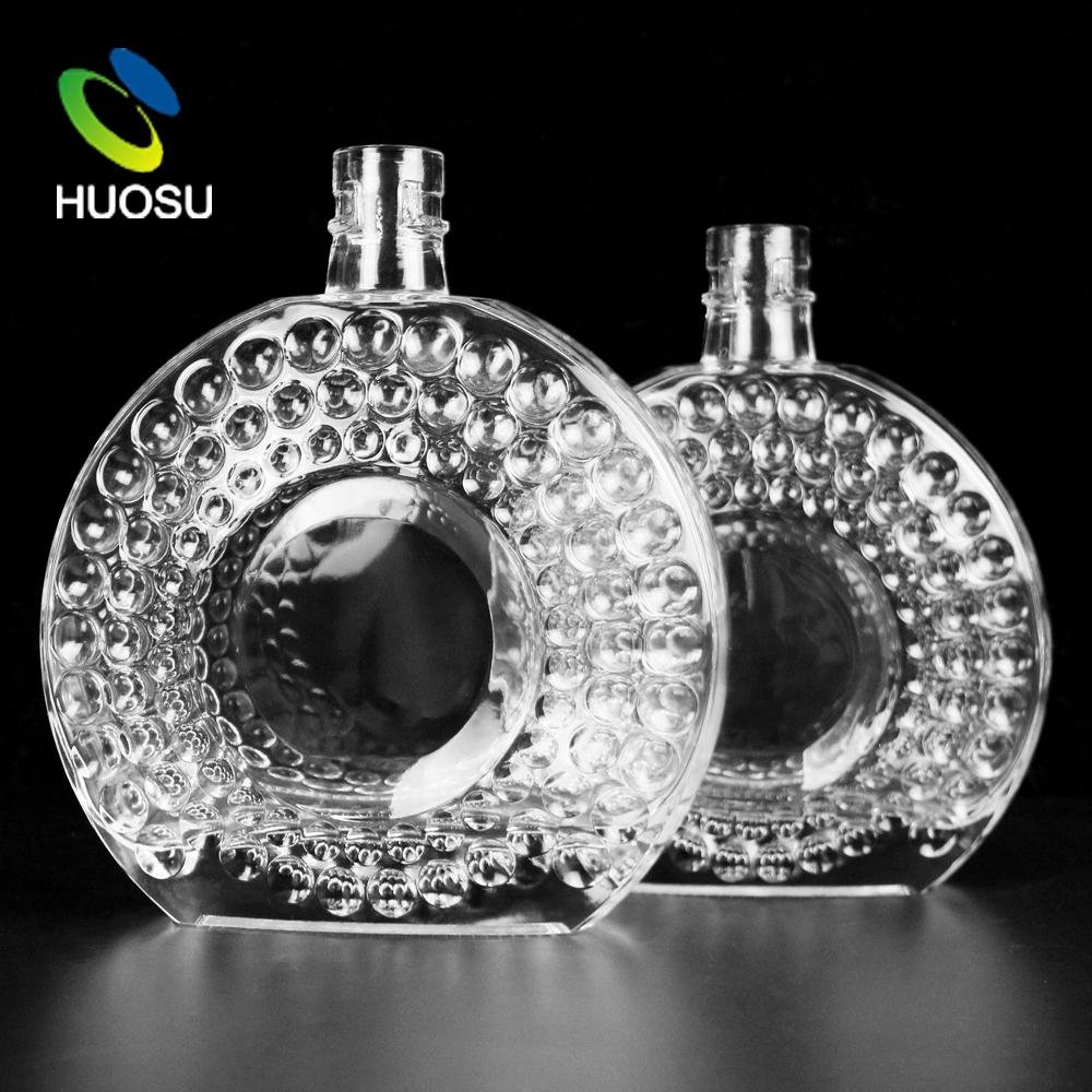 Huosu 750ml antique corked glass liquor bottles wholesale 2