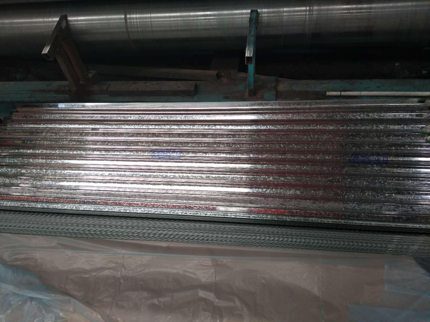 GI galvanzied corrugated steel sheet