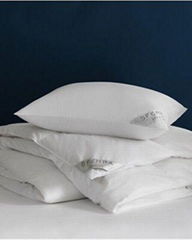 SFERRA SOMERSET POLISH WHITE GOOSE DOWN PILLOW WITH 700+ FILL POWER 