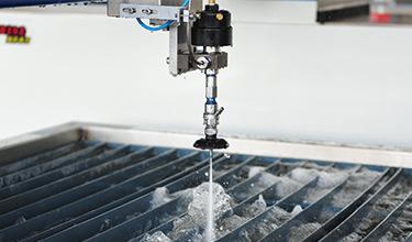 Abrasive waterjet cutting machine for metal cutting