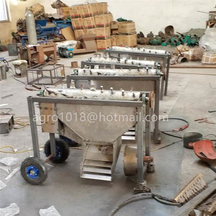 Corn Maize  Threshing Machine Made in China  2