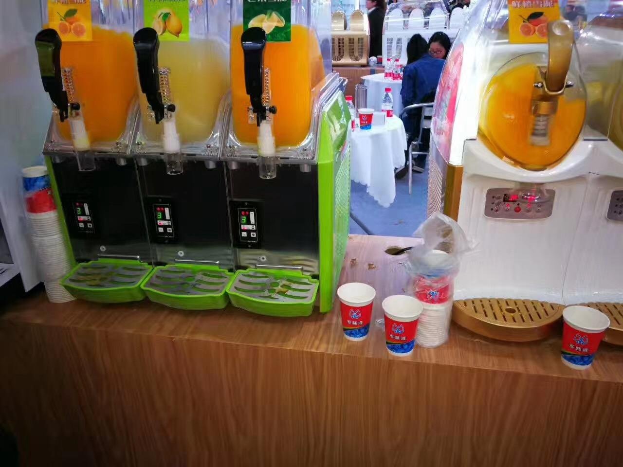 自助餐厅果汁机 3