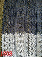 popular embroidery lace The price is a