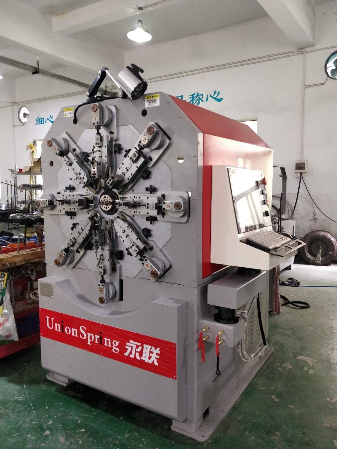 12 Axis Automatic Camless Spring Machine 5