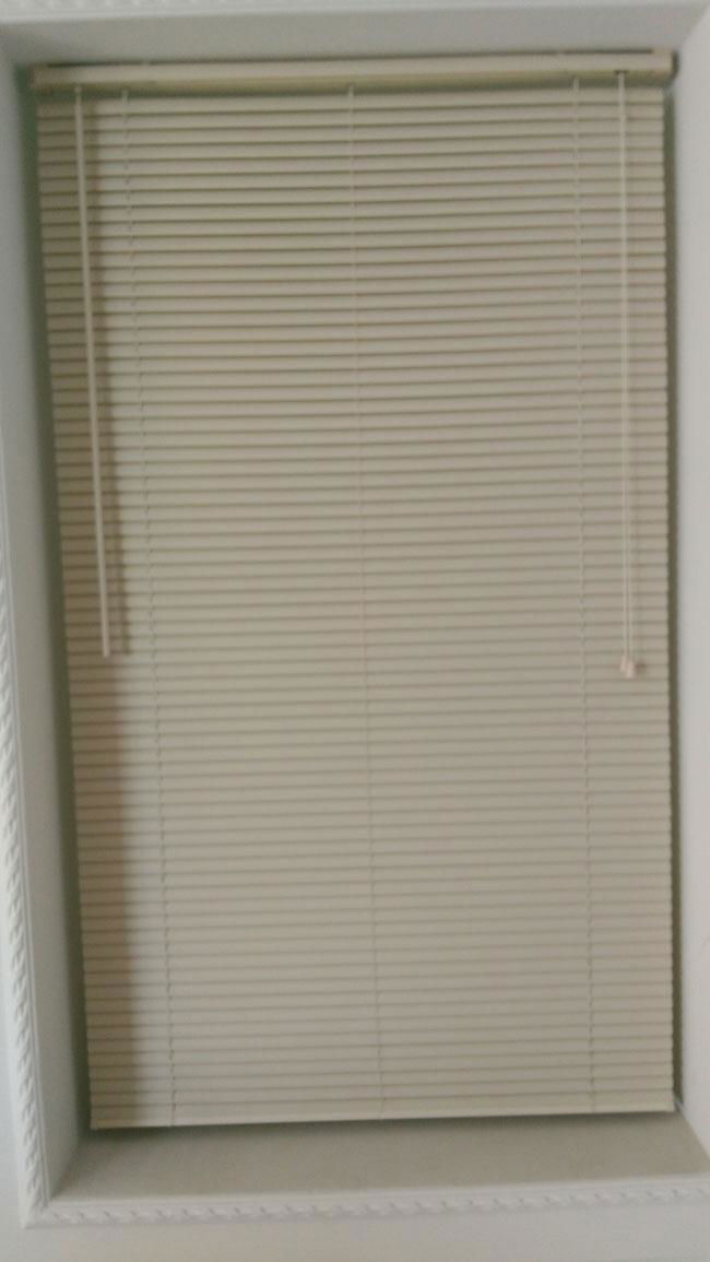 25mm PVC mini blinds