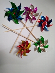 Windmill drinking straws and Windmill picks