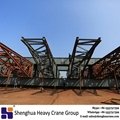 Overhead movable scaffolding system crane used in bridge