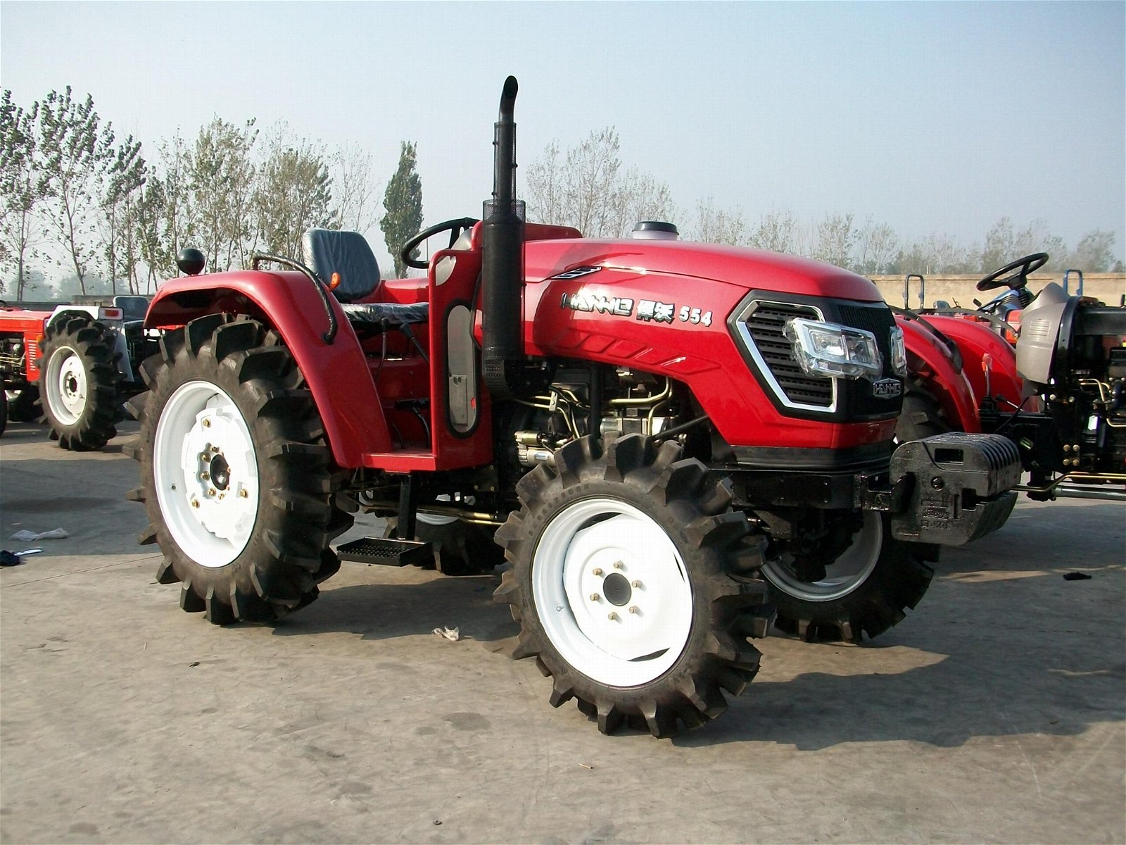 SYNBON SY554 hydraulic 4 wheel drive low fuel consumption agricultural machinery