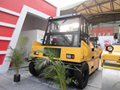 Tire Road Roller SP305 2