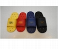 cheap China soft bathroom non slip men women pvc slipper with holes 