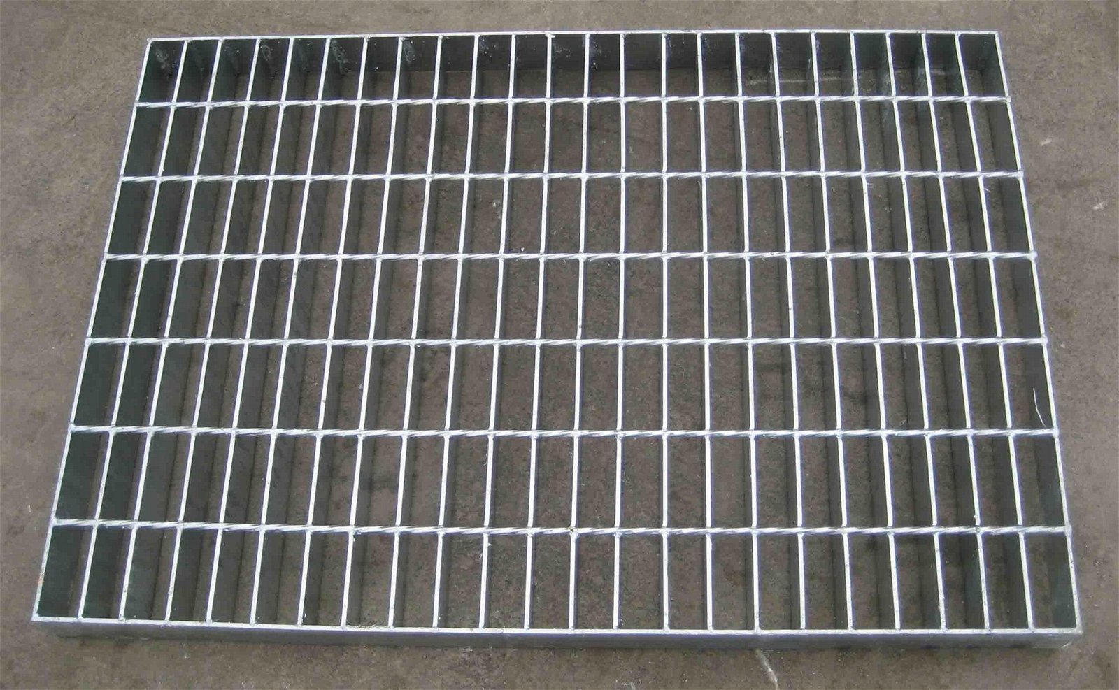 Anping high standard 30x3 stainless channel floor steel grating 2