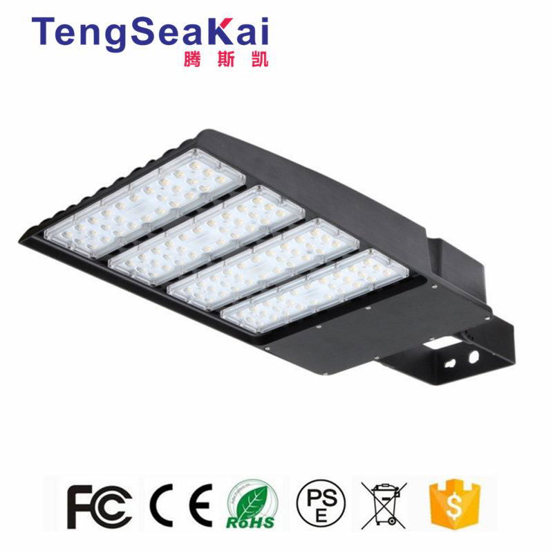 LED Shoebox Street Light 100W 150W 200W 250W 300W IK08