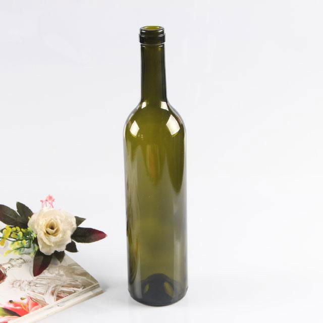 Cork sealing glass red wine bottle