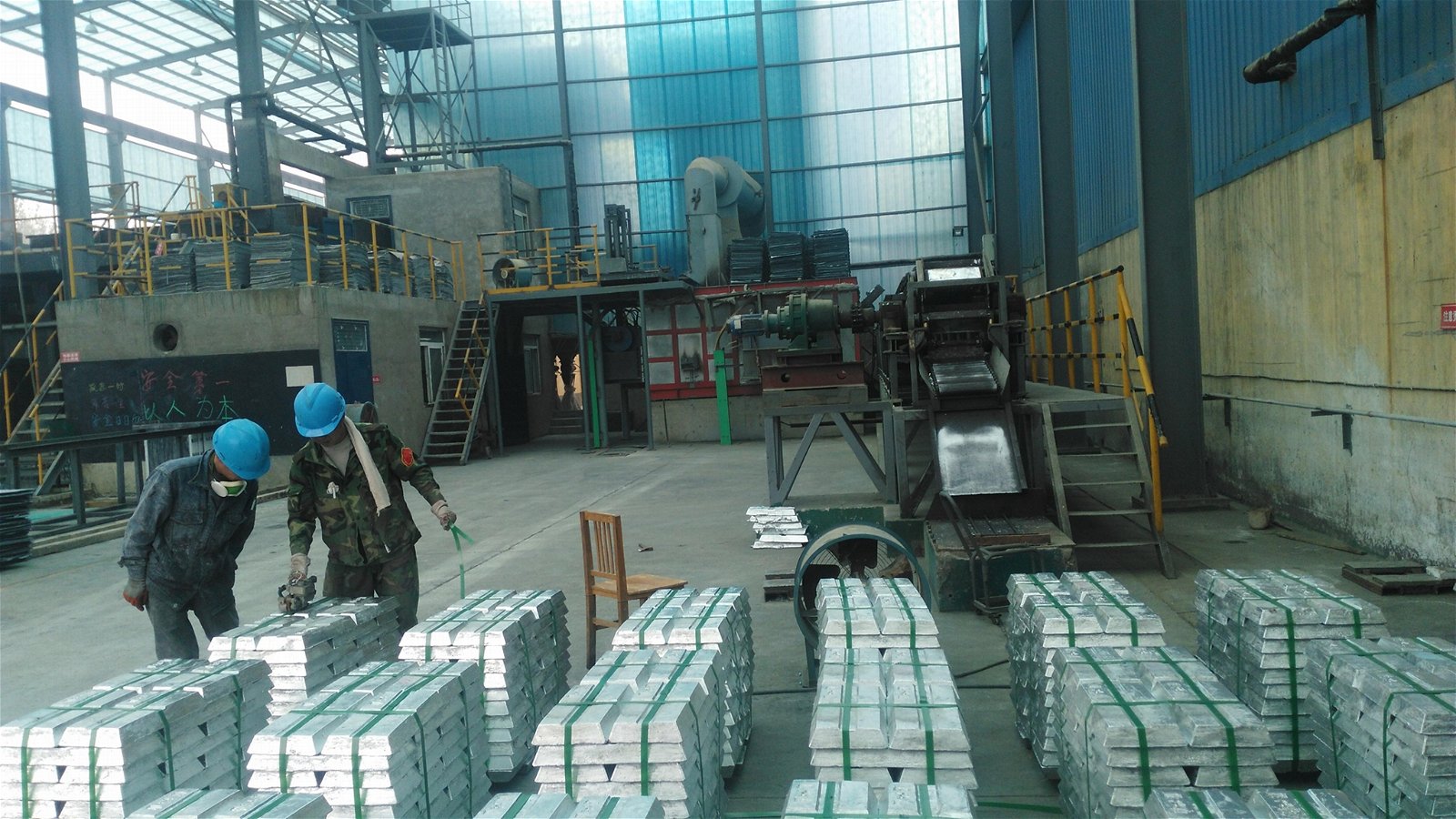 China manufacturers supply high quality pure 99.995 zinc ingot with reasonable p