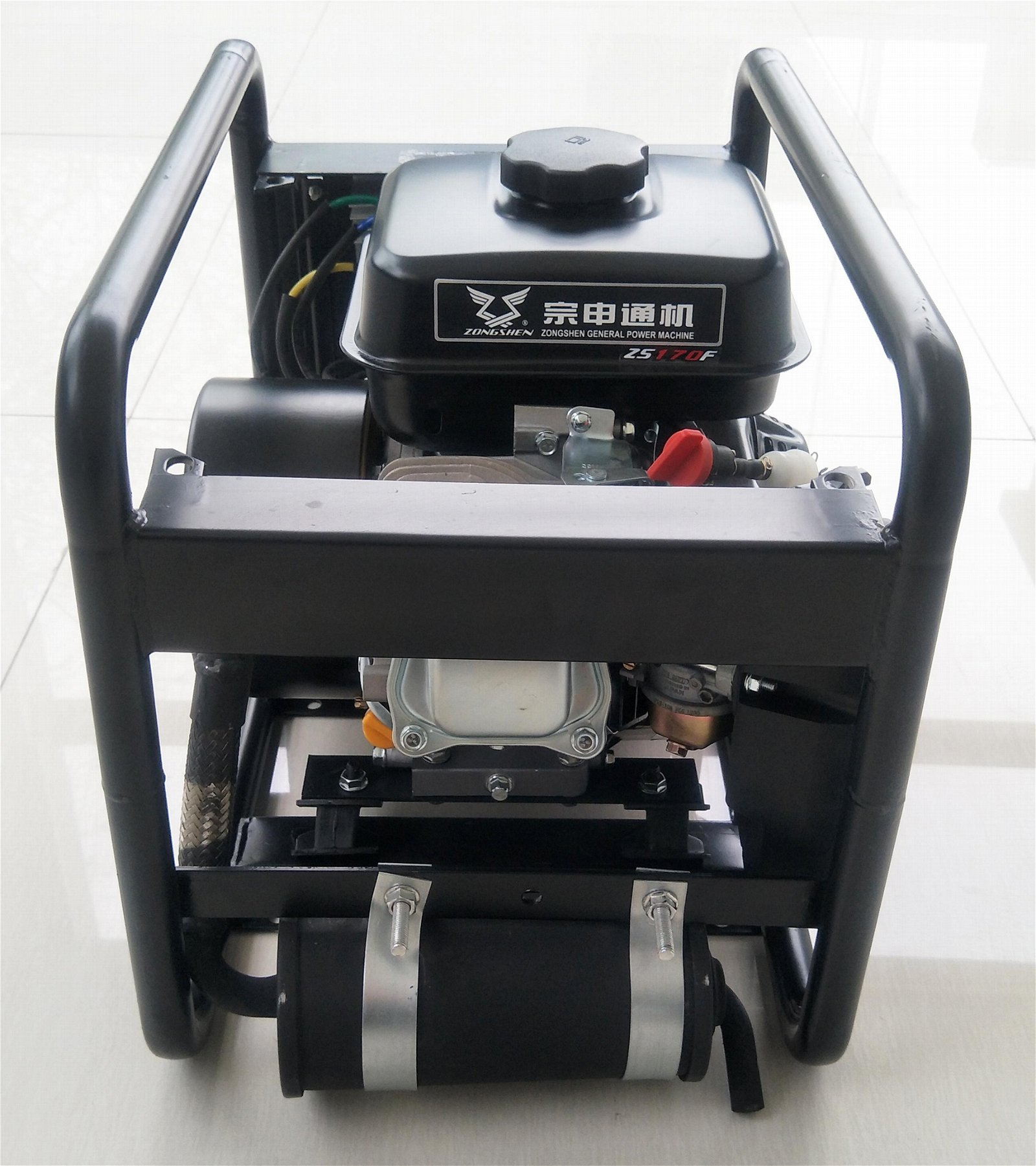 SGS Approved China Factory Low Rpm 24V DC Output 2kw DC Diesel Generator Dynamo 4
