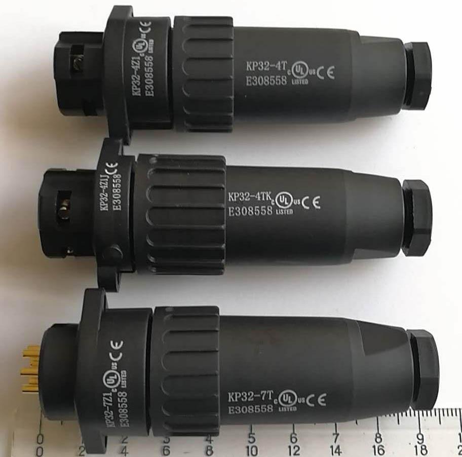 KP32系列塑料外壳防水电连接器 2
