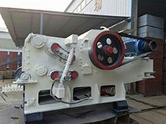 Drum wood chipper machine