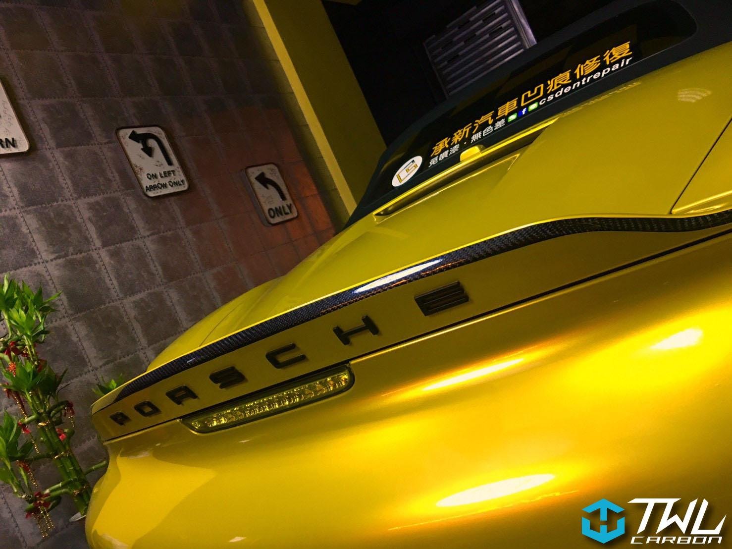 Porsche 981 Boxster Spyder Vacuum Carbon Fiber Ducktail Spoiler