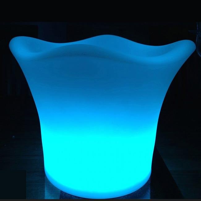 PE plastic color changing custom beer ice bucket with LED light 2