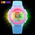 Promotional sports watch multicolor kids watch with rotating light ovely  4