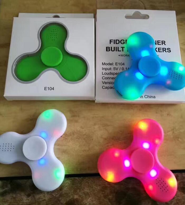 Hot sale promotional gift Hand Fidget Spinner bluetooth speaker with led light