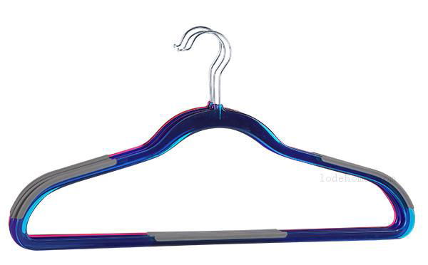 Non-slip hanger 4