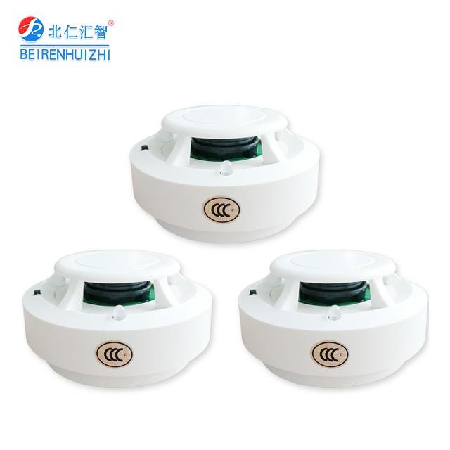 Wireless smoke detector smoke sensor