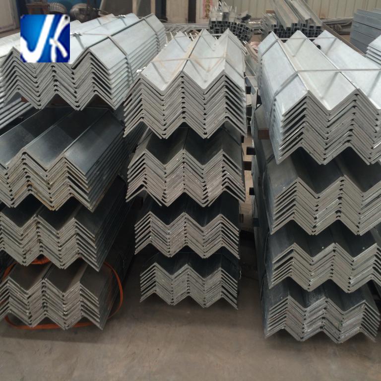 Hot Rolled High Strength Galvanized Angle Bar / Steel Angle 4