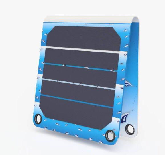 新款便携式折叠太阳能充电器 3