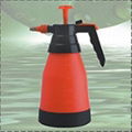 plastic water sprayer