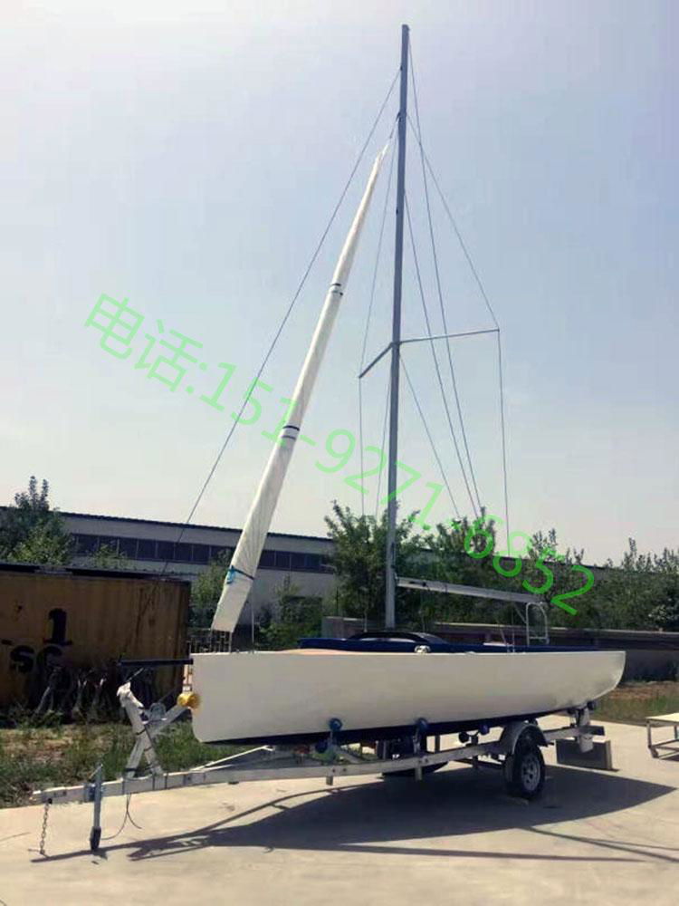 6.2m fiberglass sailing boat 2