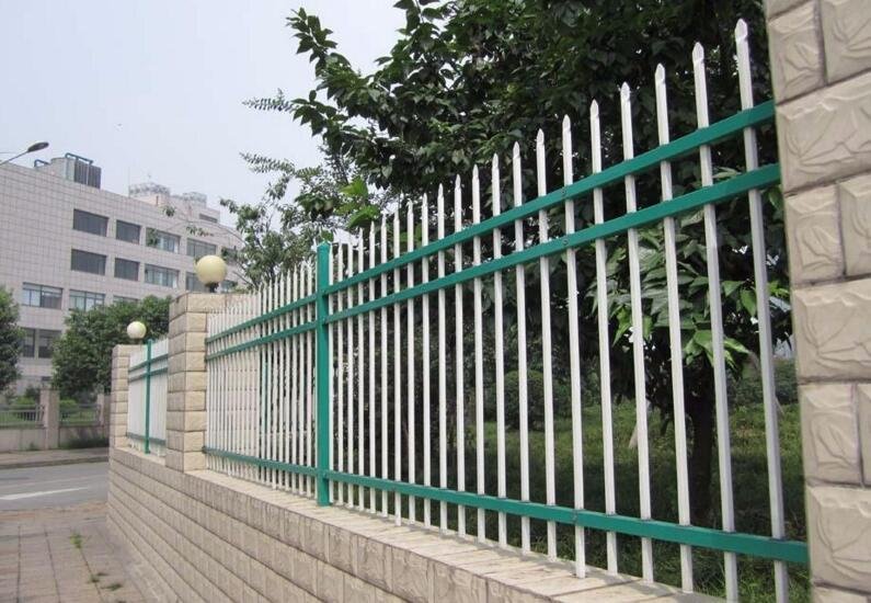  Wire Mesh Fence 2