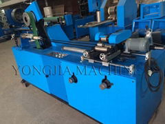 Automatic rewinding and perforating paper machine